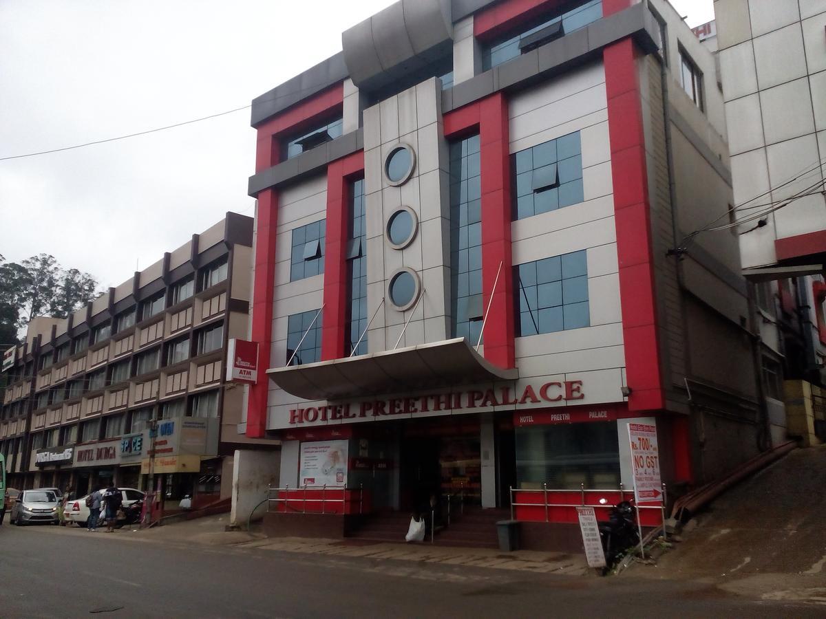 Hotel Preethi Palace Ooty Kültér fotó